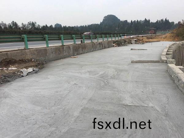 泡(pao)沫混(hun)凝土墊層的(de)介紹