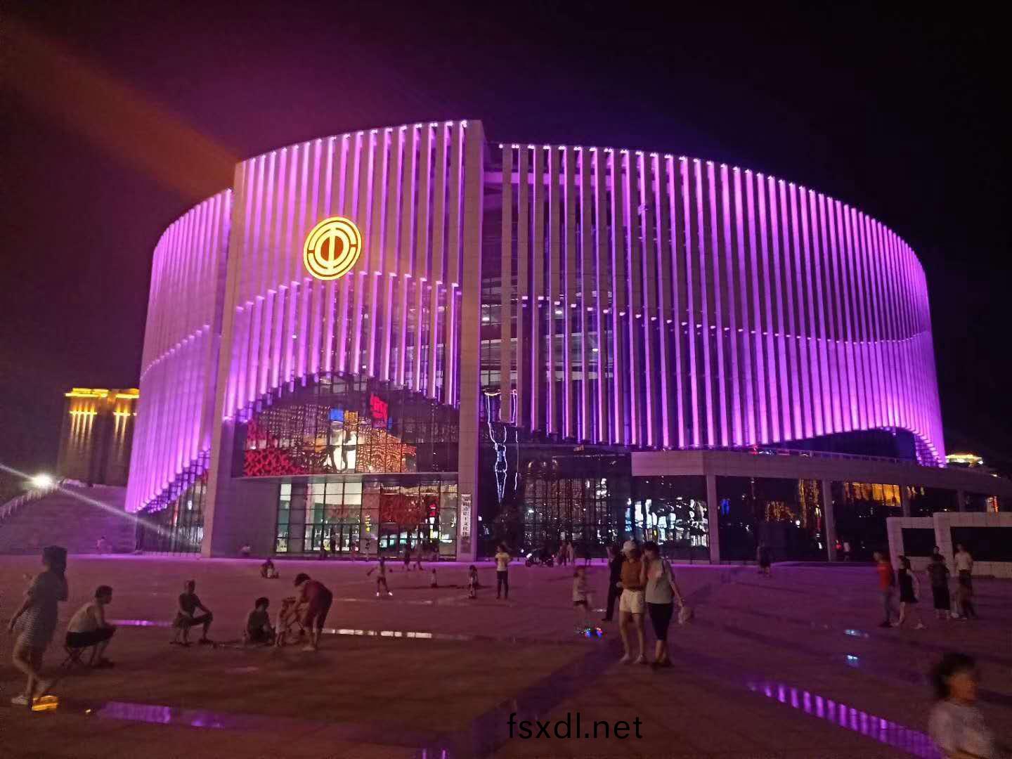 践(jian)行(xing)工(gong)匠(jiang)精神(shen)，我(wo)们(men)继续(xu)砥(di)砺前行(xing)